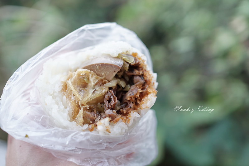 台中景點│大坑6號登山步道。峭壁繩索吊橋好刺激,沿途經觀音亭到風動石公園 @Nini and Blue 玩樂食記 DSC07431