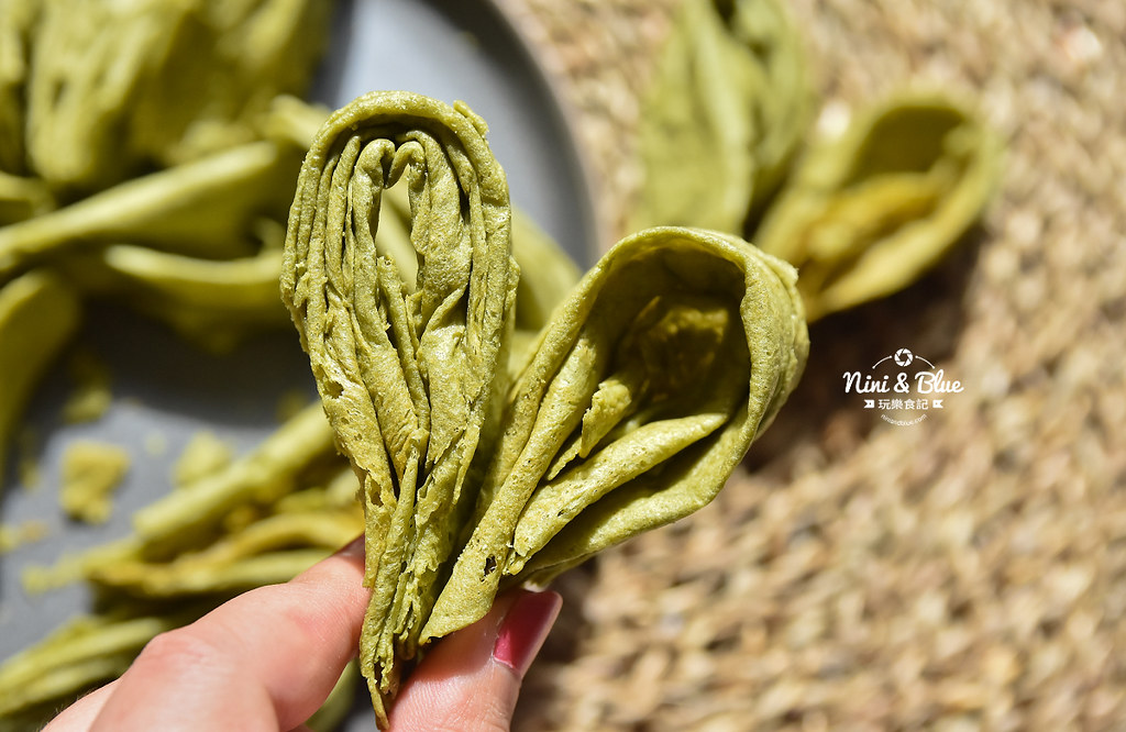 台中伴手禮 似錦堂 抹茶手工蛋捲07