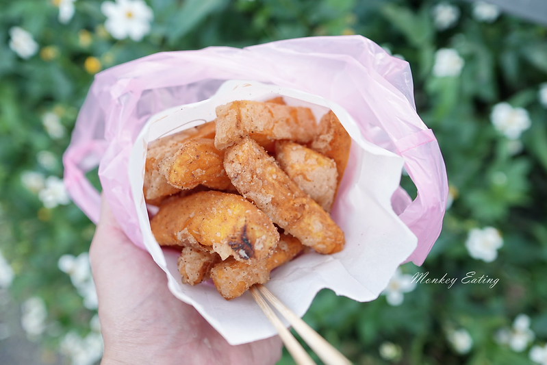 甜Q坊椒鹽杏鮑菇|台中大坑新社人氣炸杏鮑菇,一周只賣三天,東東芋圓旁 @Nini and Blue 玩樂食記 DSC07542