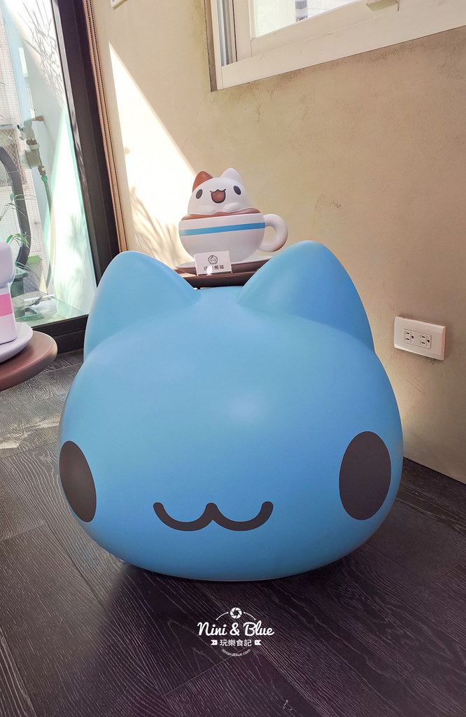 奶泡貓咖啡.咖波屋21