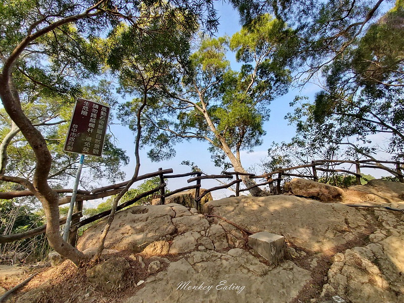 大坑登山步道-風動石公園│相連六、七、八號步道的休息中繼站,參拜南海寺福德祠 @Nini and Blue 玩樂食記 20200119_091020_14