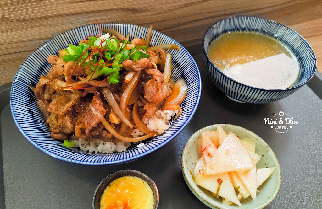 飽了bowler 小食專賣.台中火車站07