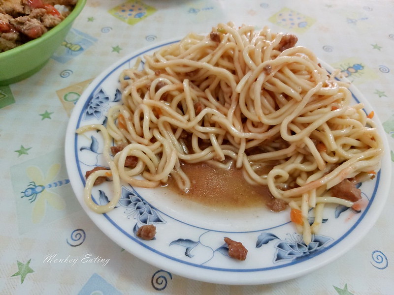 【台中北屯】全達小吃部|大坑銅板中式早午餐,平價炒麵豬血湯肉燥飯,吃飽再去九號步道走走 @Nini and Blue 玩樂食記 20200201_101743_14