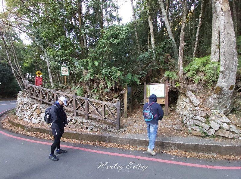 台中鳶嘴山│台灣最美中級山脈!挑戰驚險峭壁攀岩,此生必訪超美景色盡收眼底,台中登山旅遊景點推薦 @Nini and Blue 玩樂食記 均聖手機_200208_0088