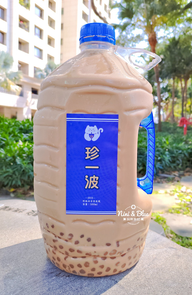 珍一波-台中美村店 巨無霸珍奶02