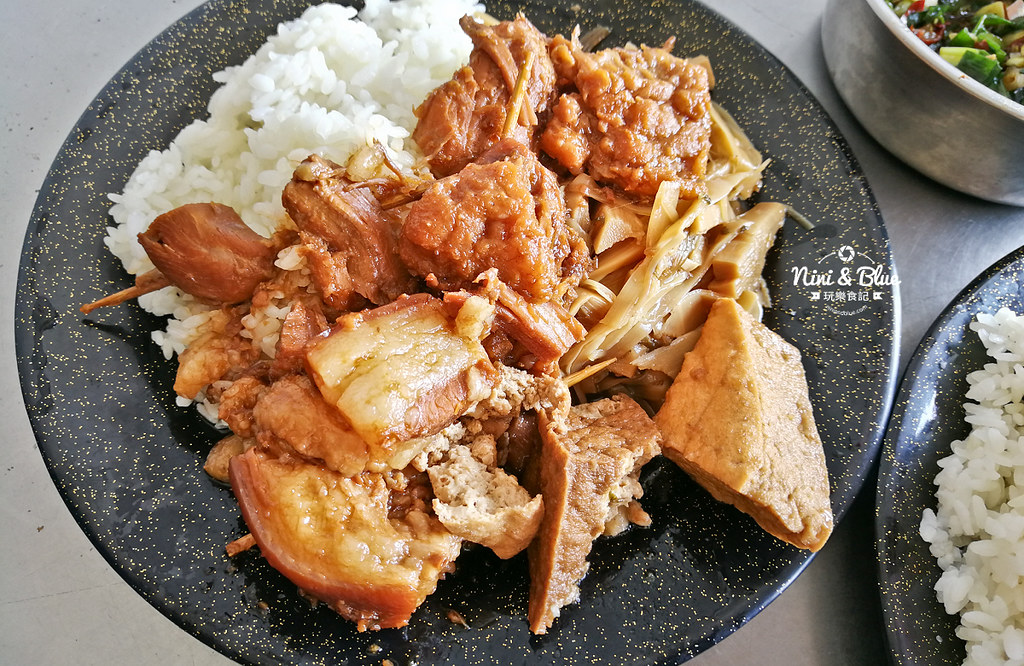 烏日美食 阿春爌肉飯 小吃12 烏日美食 阿春爌肉飯 小吃12