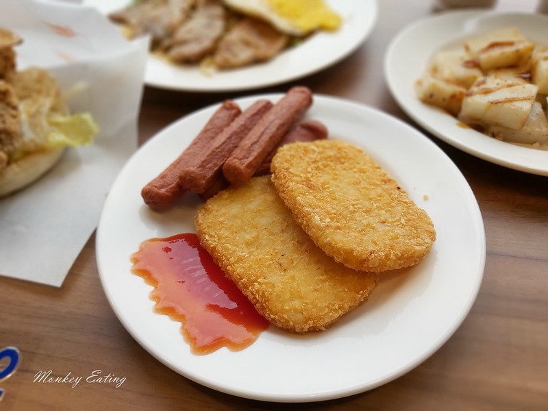 【台中豐原】蝦羋早午餐│中西式早午餐品項豐富,漢堡吐司蛋餅鐵板麵,用餐不限時有WIFI @Nini and Blue 玩樂食記 20200404_075701_17