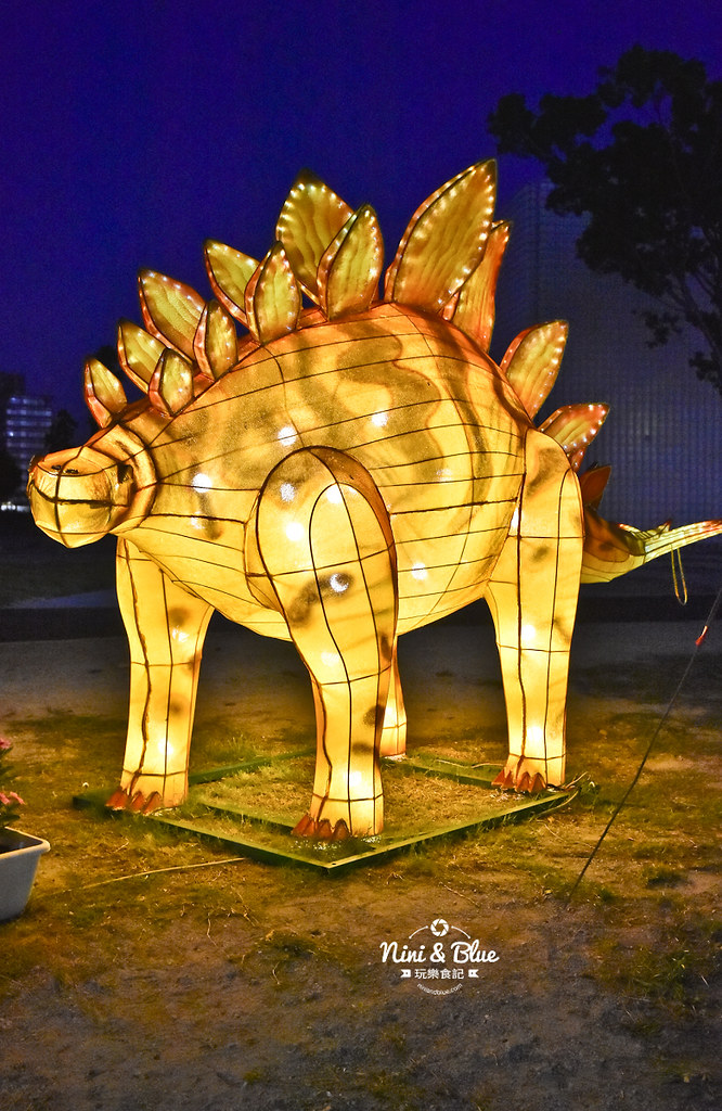 台中中央公園 水湳 恐龍燈 豎琴橋夜景06