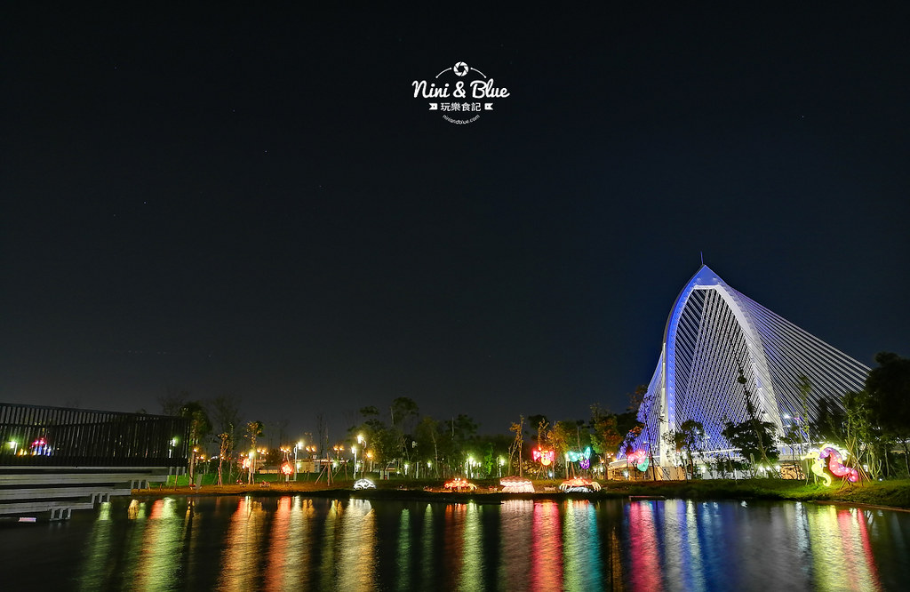 台中中央公園 水湳 恐龍燈 豎琴橋夜景13