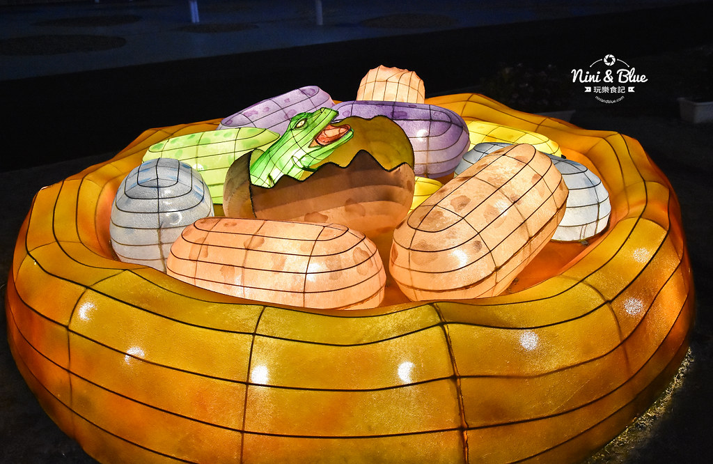 台中中央公園 水湳 恐龍燈 豎琴橋夜景04