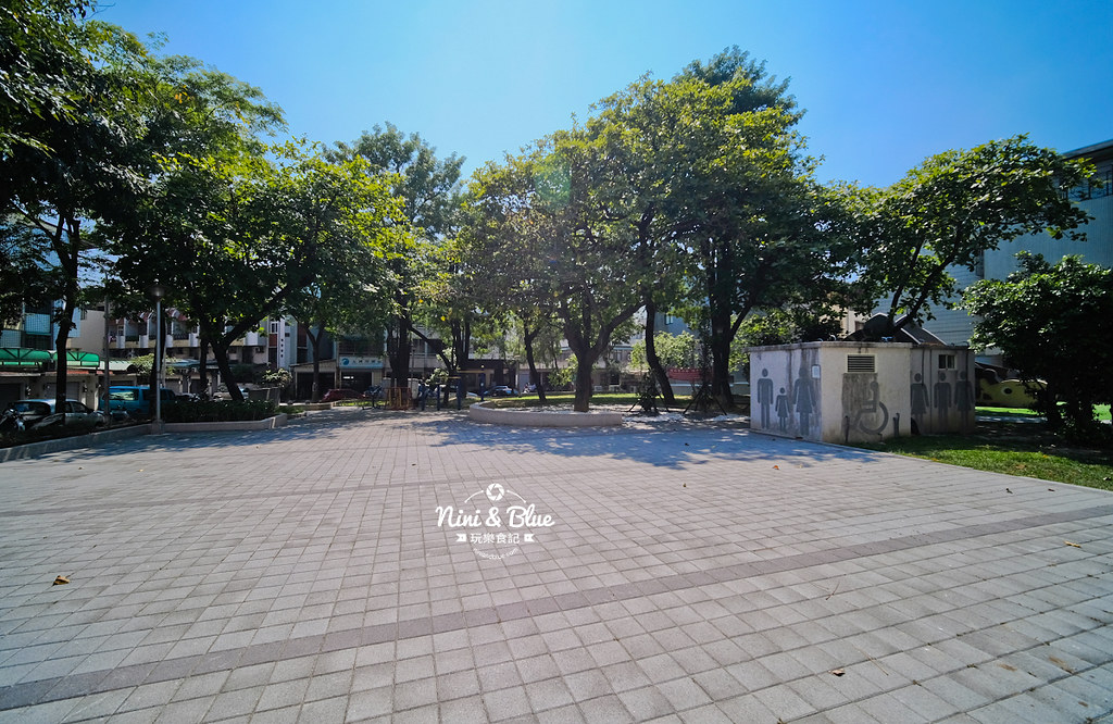 台中公園-大仁公園長頸鹿溜滑梯09
