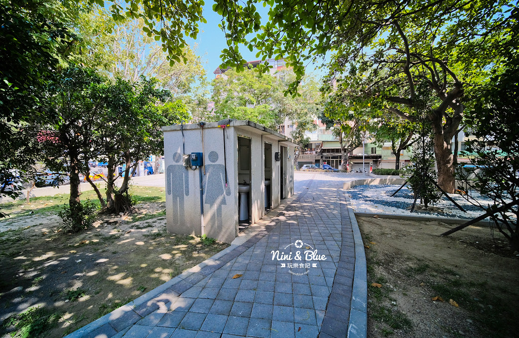 台中公園-大仁公園長頸鹿溜滑梯07