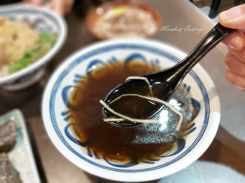 鴨王鴨肉飯-漢口店│好吃香辣拌麵、當歸鴨麵線,營業到凌晨1點台中宵夜推薦 @Nini and Blue 玩樂食記 20200613_121349_17