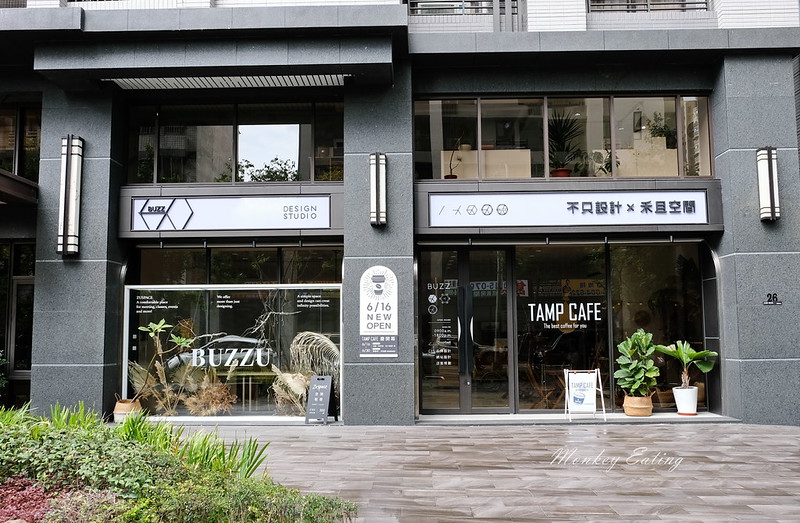 【台中北屯】Tamp Cafe│自家烘焙咖啡館,結合質感空間與設計,雨天喝咖啡好悠哉~ @Nini and Blue 玩樂食記 DSCF0126