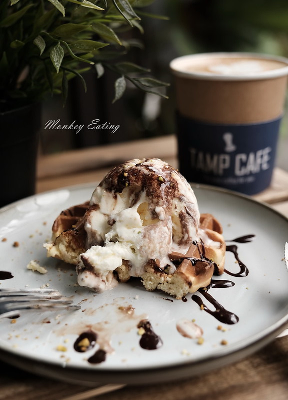 【台中北屯】Tamp Cafe│自家烘焙咖啡館,結合質感空間與設計,雨天喝咖啡好悠哉~ @Nini and Blue 玩樂食記 DSCF0205
