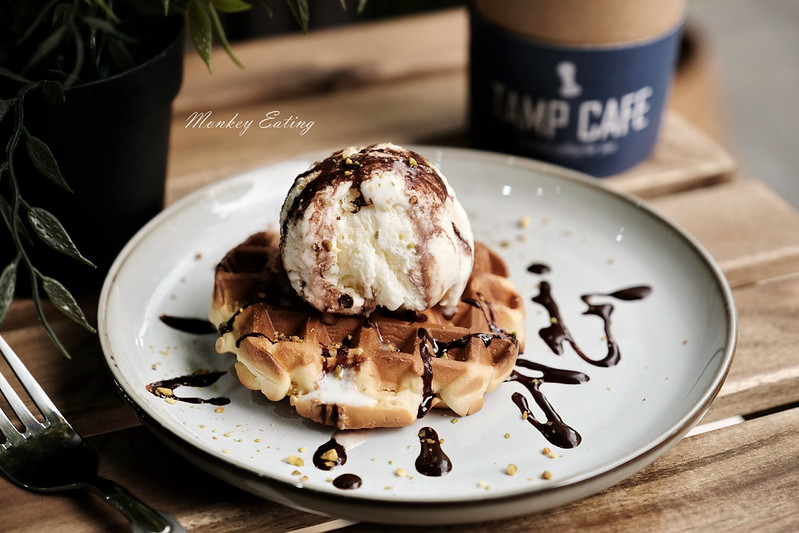 【台中北屯】Tamp Cafe│自家烘焙咖啡館,結合質感空間與設計,雨天喝咖啡好悠哉~ @Nini and Blue 玩樂食記 DSCF0202