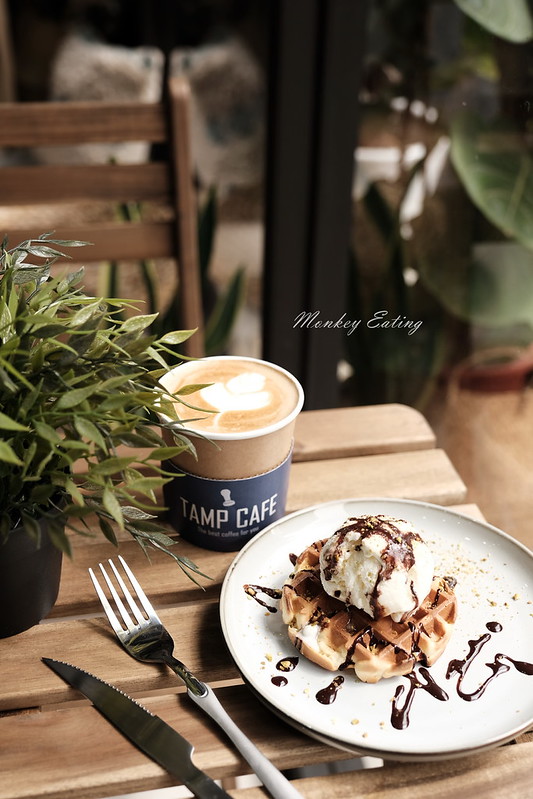 【台中北屯】Tamp Cafe│自家烘焙咖啡館,結合質感空間與設計,雨天喝咖啡好悠哉~ @Nini and Blue 玩樂食記 DSCF0197