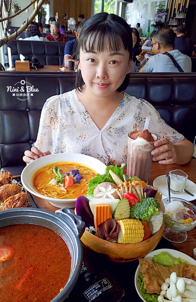 熱浪島 台中素食蔬食 南洋 叻沙麵 沙坑38 熱浪島 台中素食蔬食 南洋 叻沙麵 沙坑38