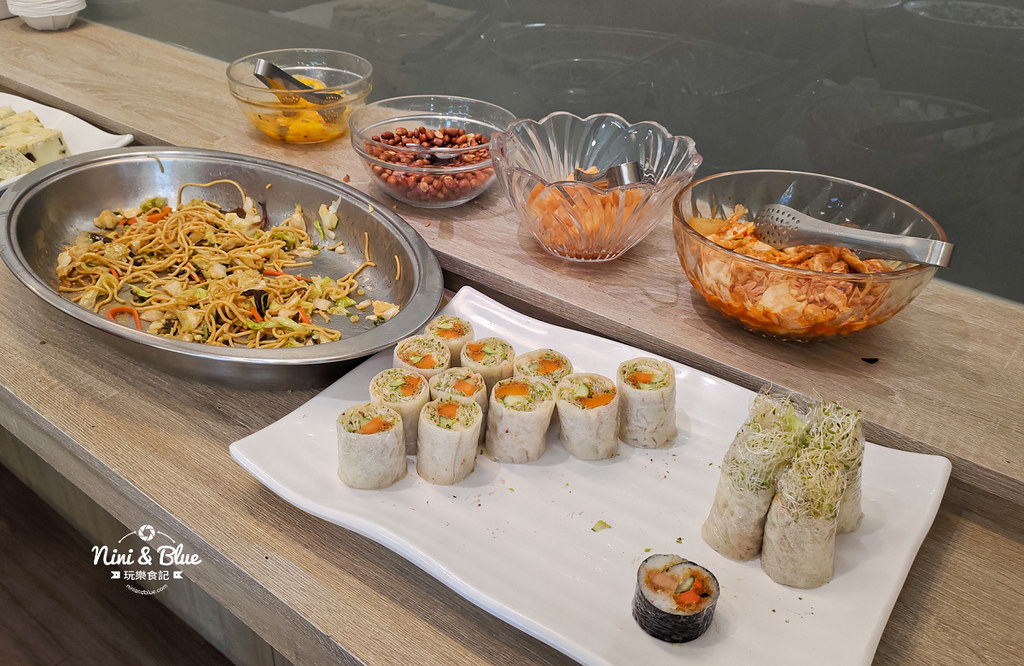 初一素食自助餐 台中素食05
