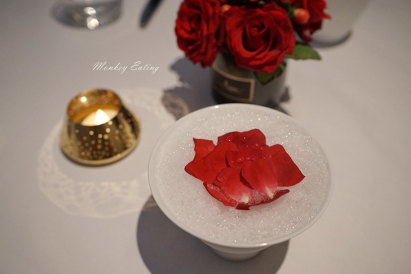【台中慶生餐廳】鹽之華法式餐廳│台中七期奢華無菜單法式料理,分子料理藝術每道都精彩,台中約會餐廳推薦 @Nini and Blue 玩樂食記 DSC01747