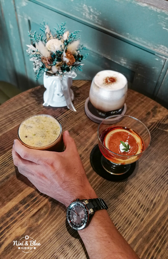 珘墨咖啡weekend coffee 台中漢口路16