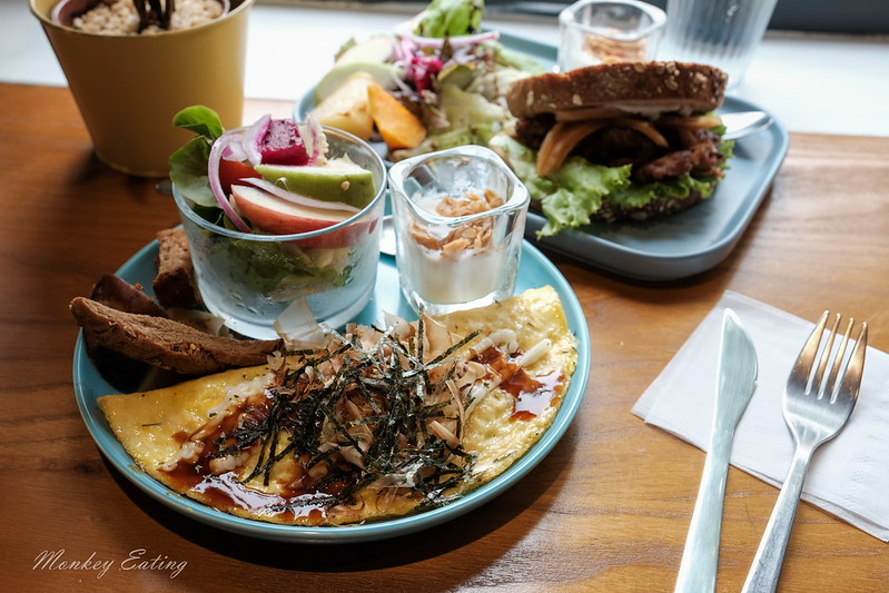 【台中捷運舊社站】日起食書-烤廚早午餐│烘烤燕麥、三明治營養滿分,近北屯舊社公園 @Nini and Blue 玩樂食記 DSCF4459