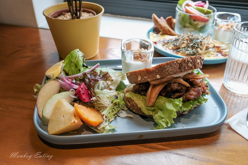 【台中捷運舊社站】日起食書-烤廚早午餐│烘烤燕麥、三明治營養滿分,近北屯舊社公園 @Nini and Blue 玩樂食記 DSCF4465
