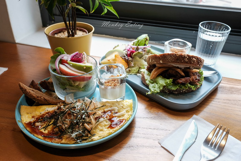 【台中捷運舊社站】日起食書-烤廚早午餐│烘烤燕麥、三明治營養滿分,近北屯舊社公園 @Nini and Blue 玩樂食記 DSCF4458