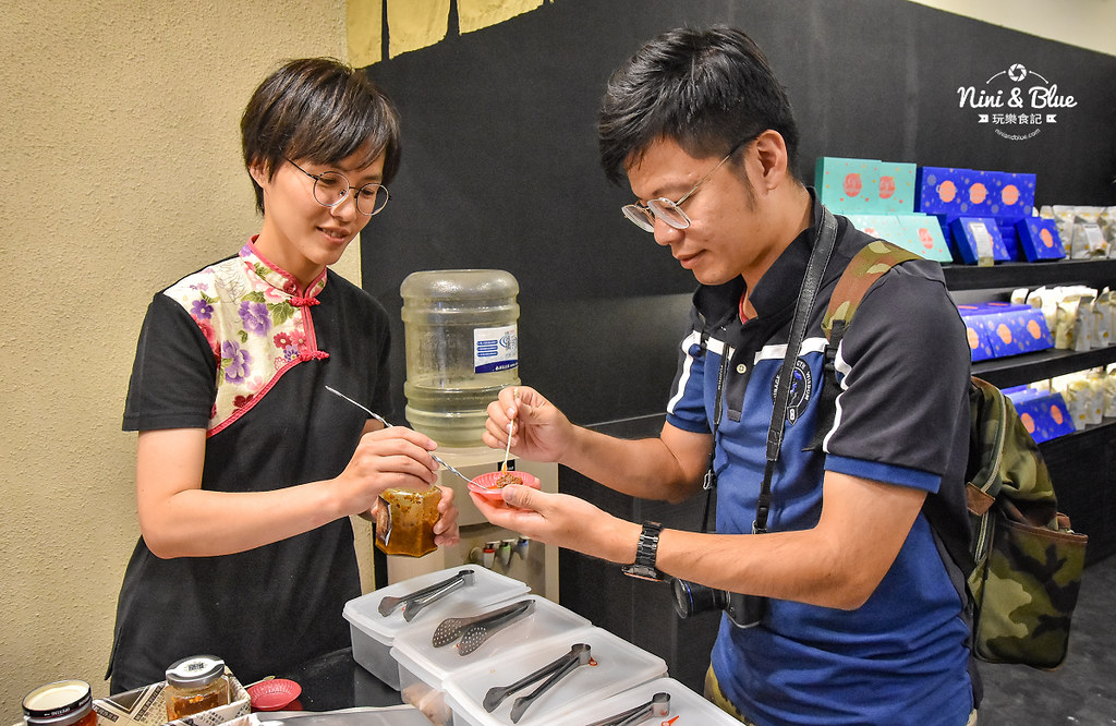 花蓮伴手禮 百年傳奇 剝皮辣椒 沙其馬17 花蓮伴手禮 百年傳奇 剝皮辣椒 沙其馬17