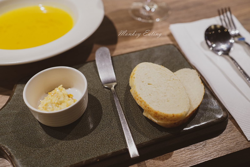 【宜蘭美食】飲廊Corridor│隱身巷弄森林系玻璃屋餐廳,特色義麵、燉飯、調酒,混搭工業風唯美好拍! @Nini and Blue 玩樂食記 DSC02735