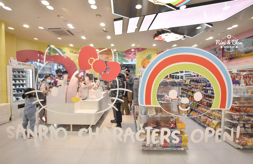 kitty &X-Store台中三麗鷗聯名7-11商店14