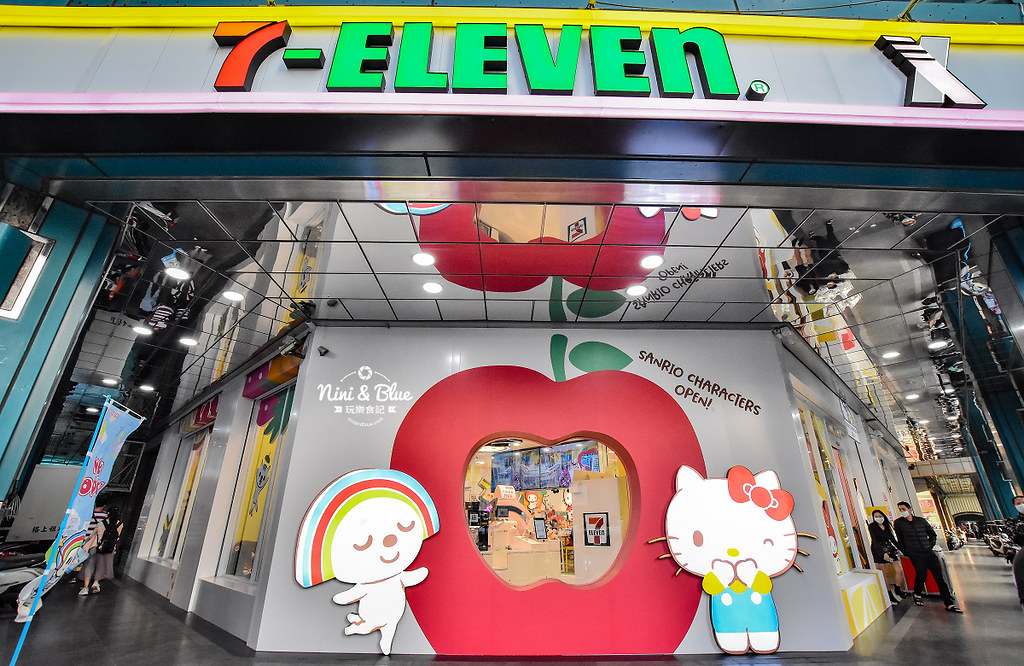 kitty &X-Store台中三麗鷗聯名7-11商店29