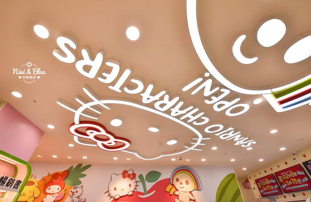 kitty &X-Store台中三麗鷗聯名7-11商店12