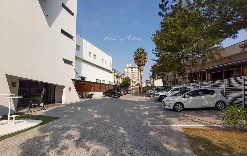 【嘉義住宿】天成文旅繪日之丘│超美幾何建築,CP值高大空間頂級衛浴,親子遊戲空間免費小點心吃到飽 @Nini and Blue 玩樂食記 20210101_110912_1