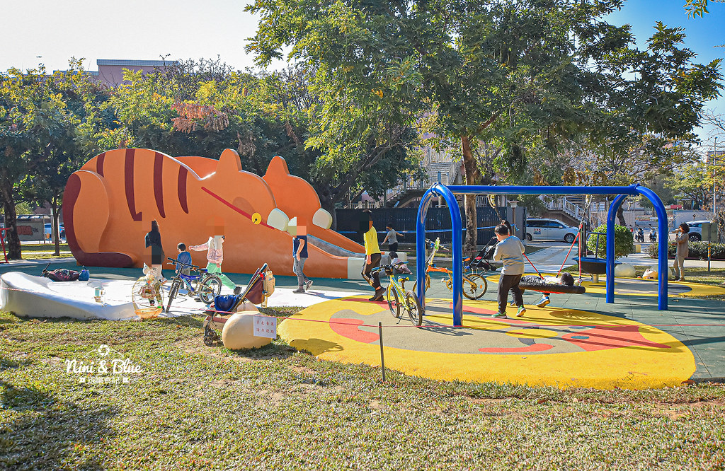 台中東興公園 美樂地 貓咪溜滑梯12