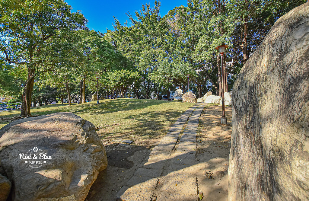 台中東興公園 美樂地 貓咪溜滑梯10
