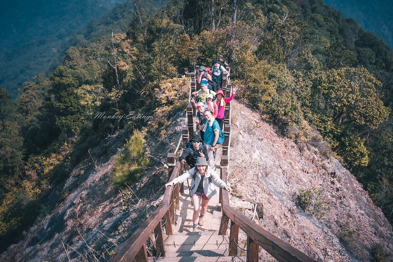 【白毛山步道】台中谷關七雄排行第6,遠眺整座東卯山好美,IG打卡白鹿吊橋超好拍 @Nini and Blue 玩樂食記 DSCF1313