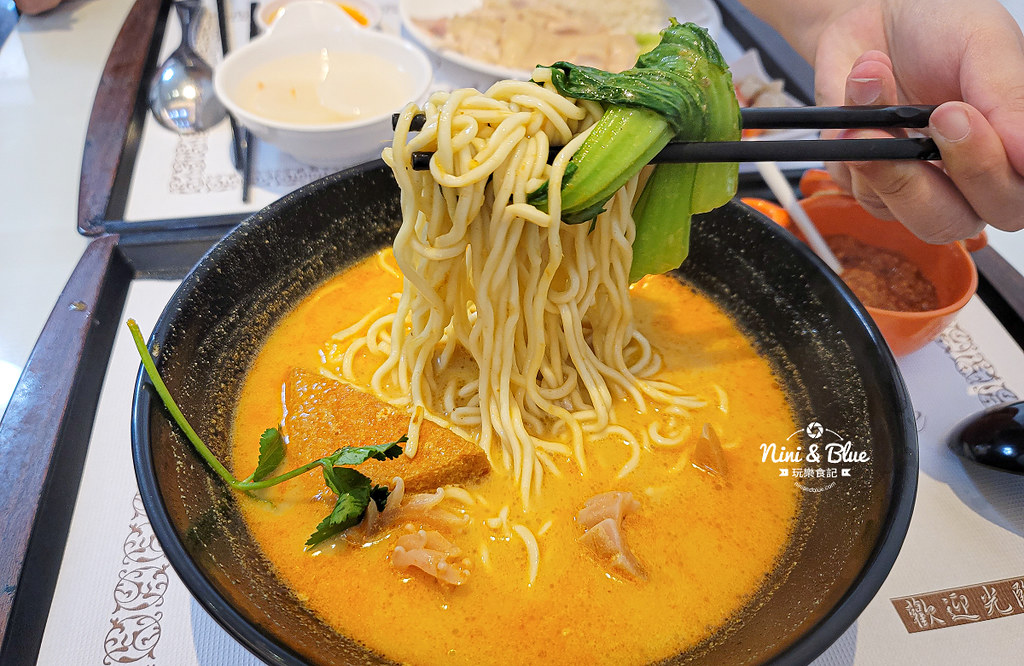 星城新加坡風味美食 南投草屯中興新村 交流道 12