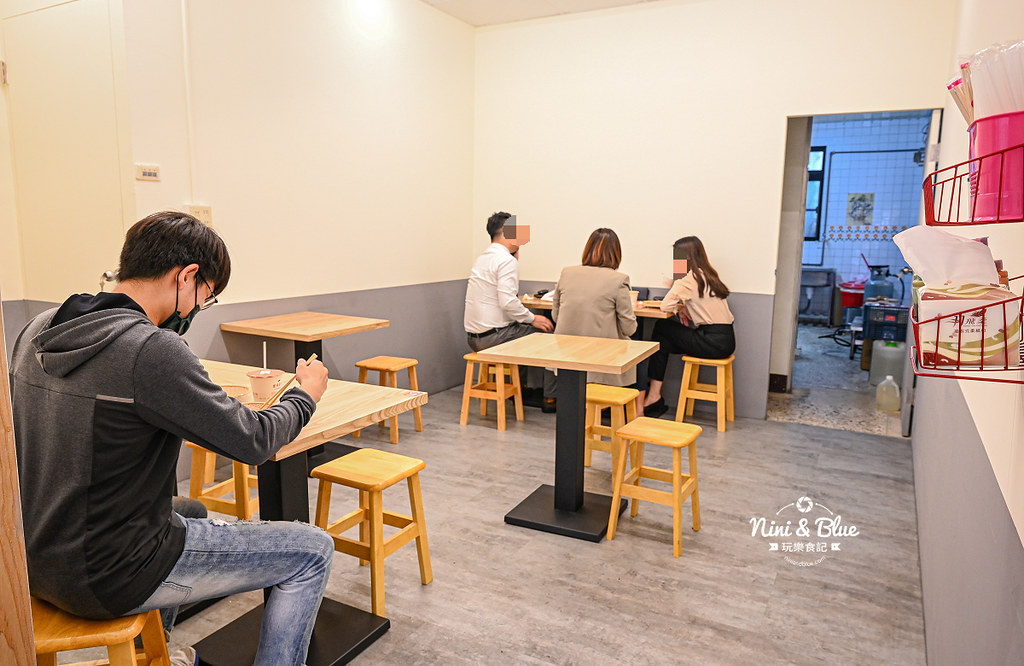 台中手工粉漿蛋餅 宜華蛋餅價位03 台中手工粉漿蛋餅 宜華蛋餅價位03