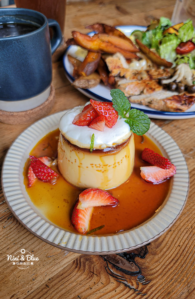 Roundabout Cafe 圓環咖啡台中草莓布丁 15 Roundabout Cafe 圓環咖啡台中草莓布丁15
