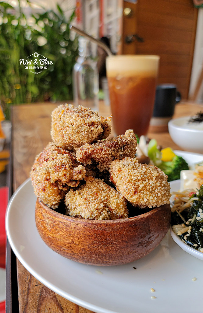 Roundabout Cafe 圓環咖啡台中草莓布丁 7 Roundabout Cafe 圓環咖啡台中草莓布丁07