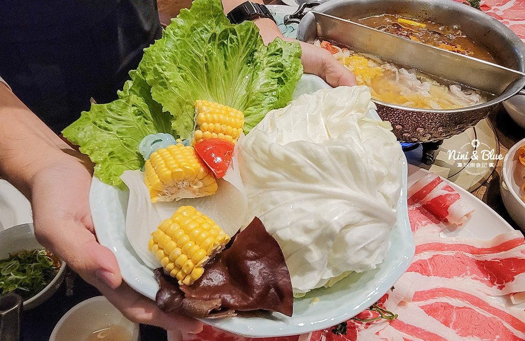鼎王麻辣鍋 特約停車公益路美食09