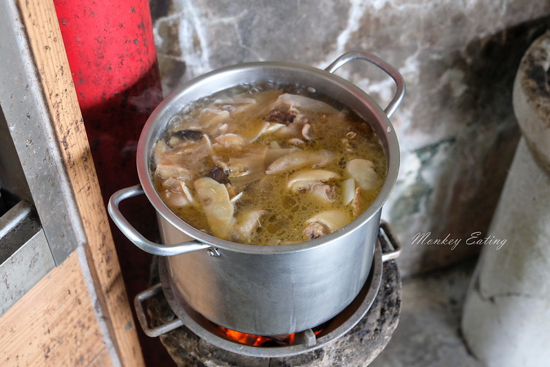真好味土雞城│超過30年傳統好滋味,必點三杯雞跟炸豆腐,還能烤肉賞風景,台中聚餐推薦 @Nini and Blue 玩樂食記 DSCF2359