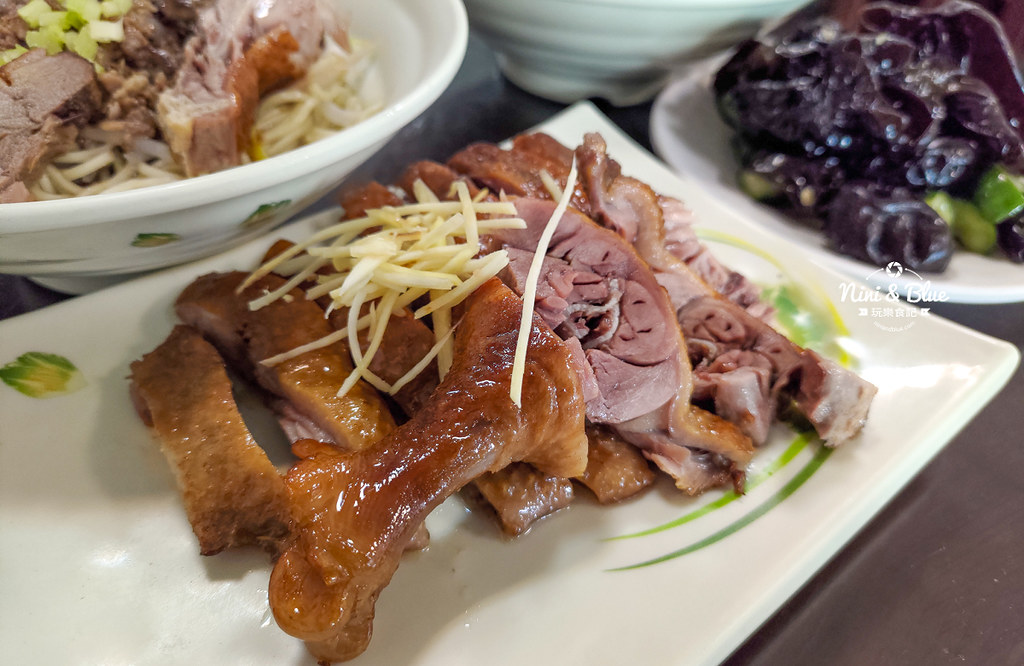 品鮮煙燻鴨.台中鴨肉麵0007 品鮮煙燻鴨.台中鴨肉麵0007