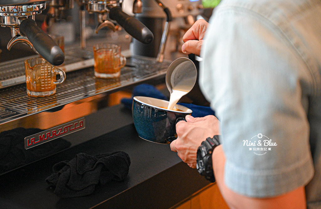 stockie Cafe coffee台中精誠路商圈咖啡 12
