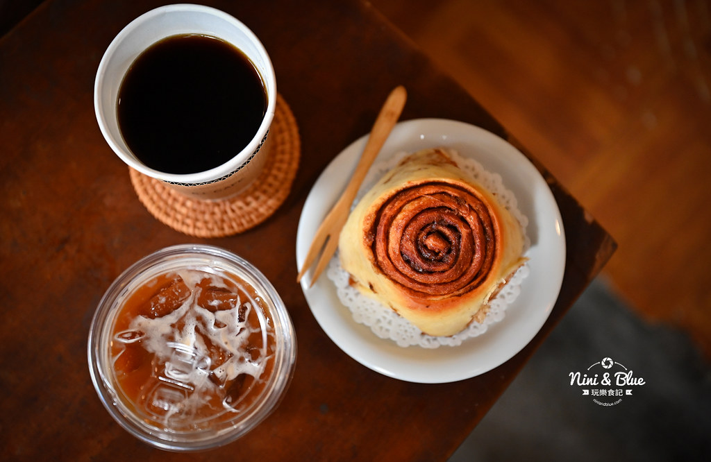 5J cafe 台中大里花市咖啡肉桂捲13