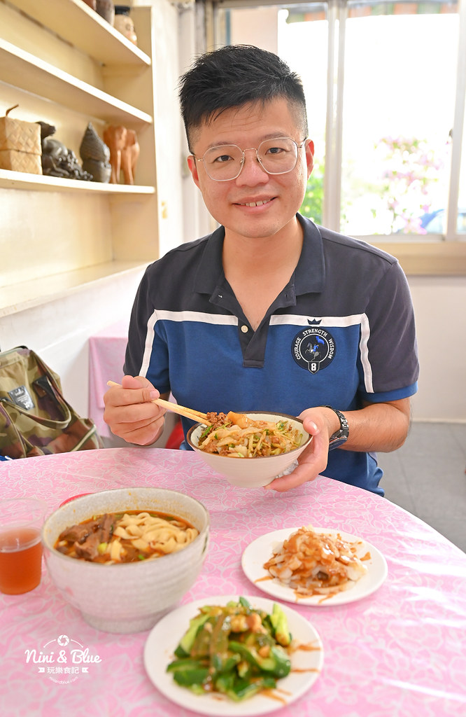 苗栗美食 九里香水餃牛肉麵館18