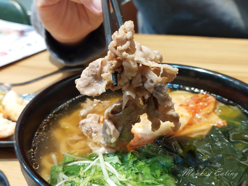 四國金子烏龍麵-豐原頂街店|老舊派出所變身烏龍派出所,有烏龍麵、咖哩飯定食、天婦羅~推薦炸豬排 @Nini and Blue 玩樂食記 20211029_184146