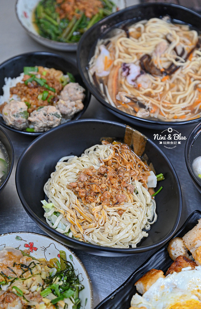 立偉麵食菜單 台中北屯 菜頭粿35 立偉麵食菜單 台中北屯 菜頭粿35