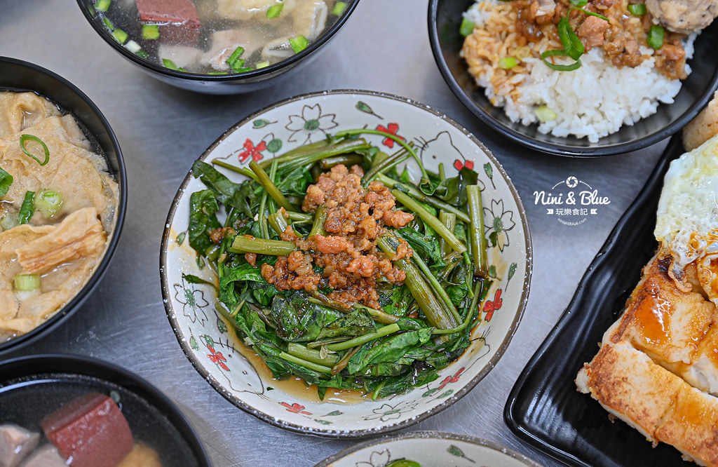 立偉麵食菜單 台中北屯 菜頭粿20 立偉麵食菜單 台中北屯 菜頭粿20